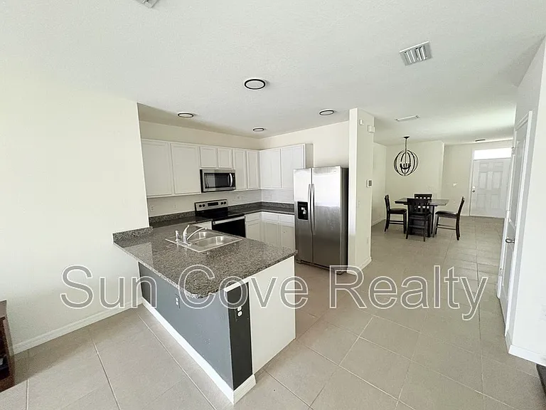 3180 Suncoast Plains Dr — Photo 11