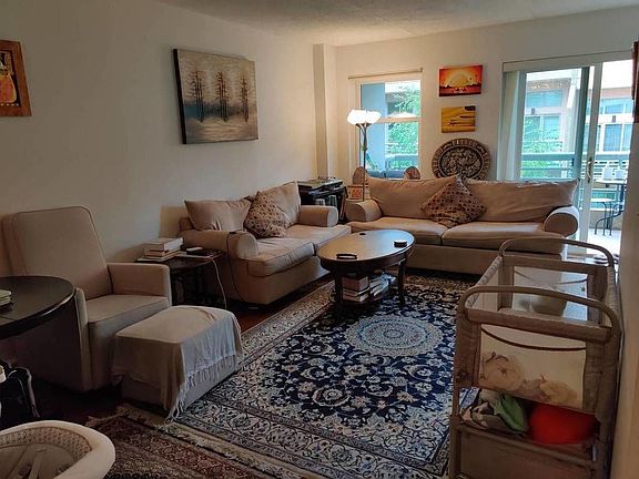 2nd image of 110 W 90th St APT 4E