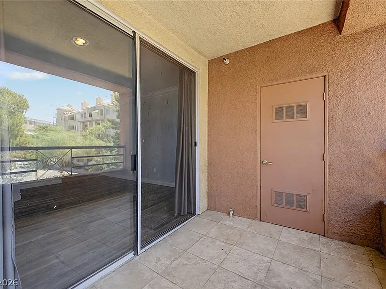 260 E Flamingo Rd #220 — Photo 21