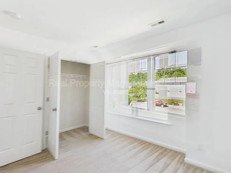 205 Cheeseman Rd — Photo 27