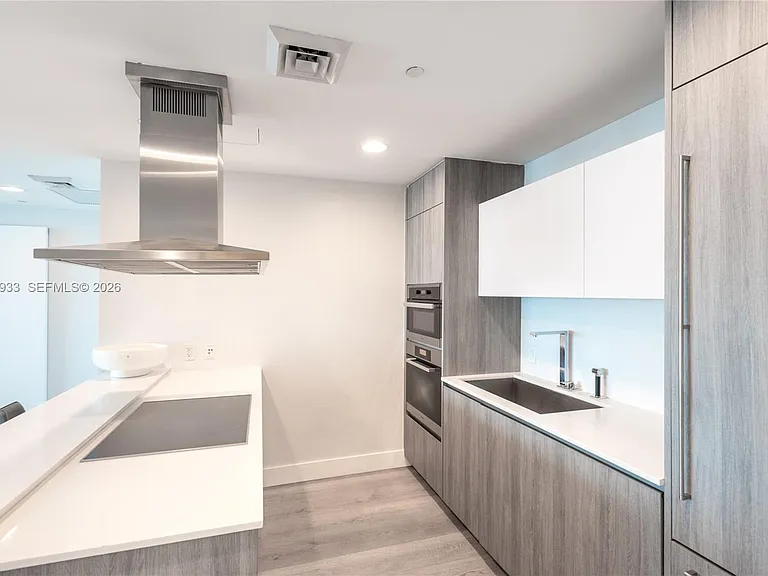 360 Ocean Dr #904S — Photo 9