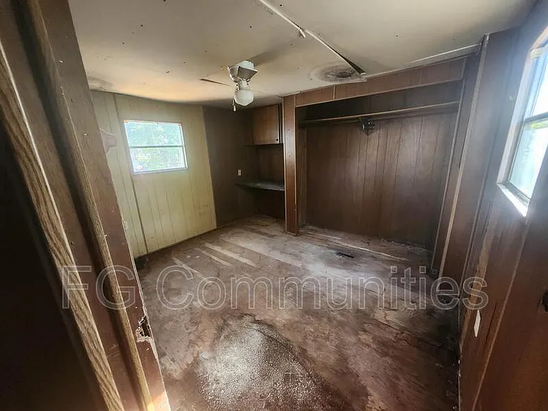 500 E 11th St #7 — Photo 8