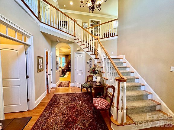 3rd image of 2909 Donegal Dr