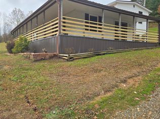 461 Tweed Rd, Marshall, NC 28753