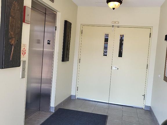 4th image of 3522 S State St Unit 204
