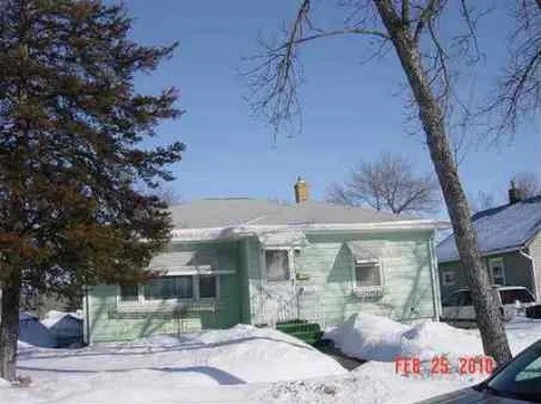 250 Sherman Ave, Waterloo, IA 50703