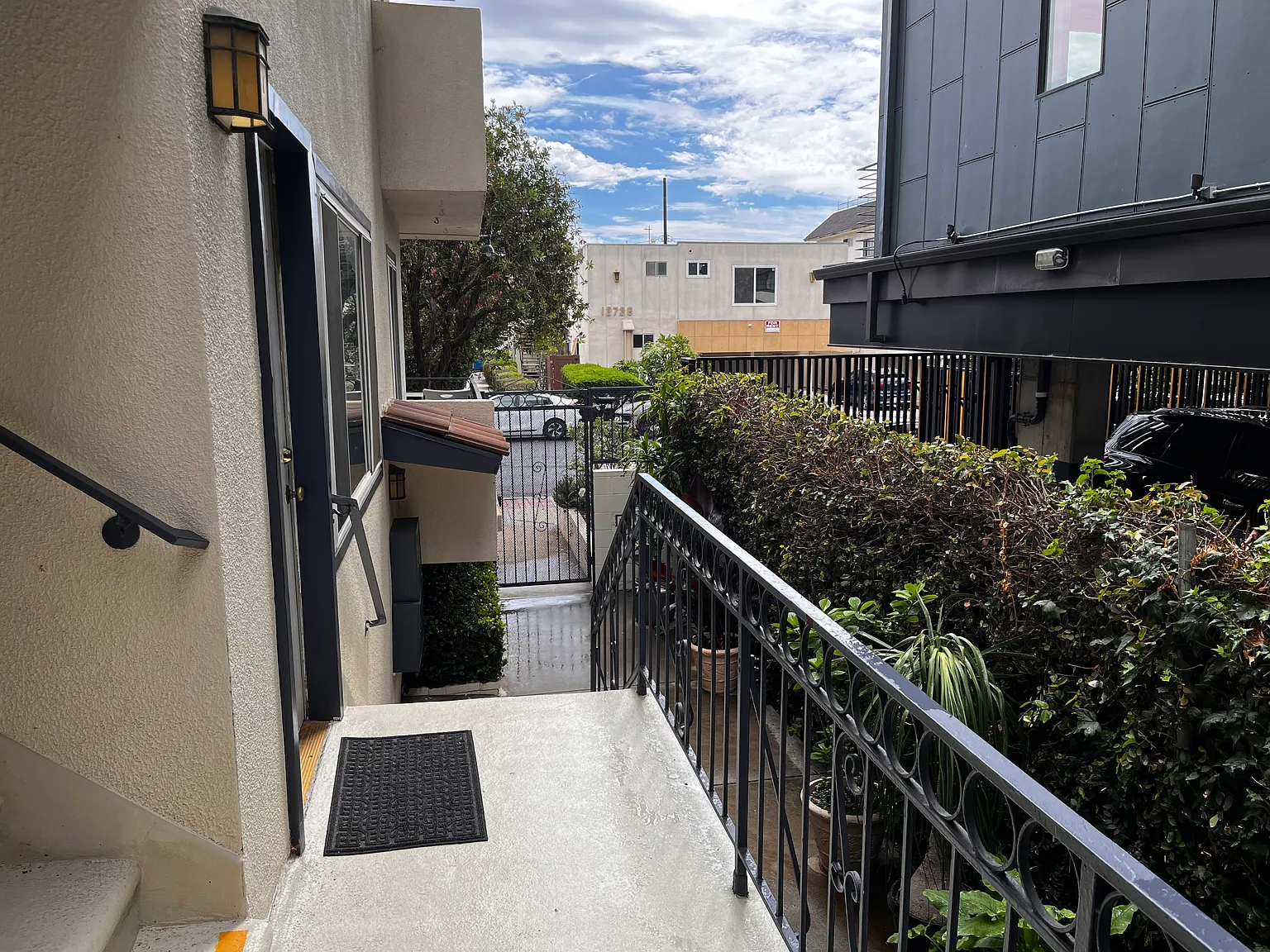 2 bed, 1150 sqft, $3,100 — Photo 1