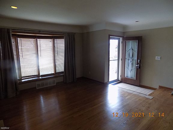 5th image of 27221 Roan Dr