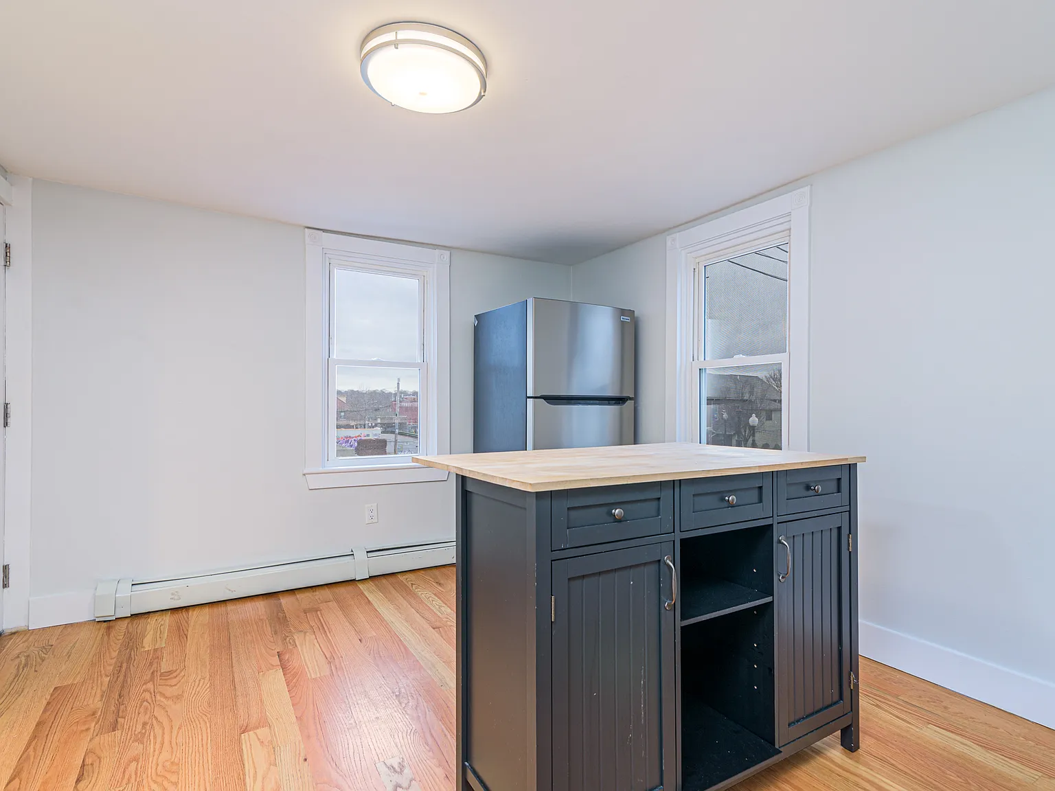 8 Marcello St — Photo 4