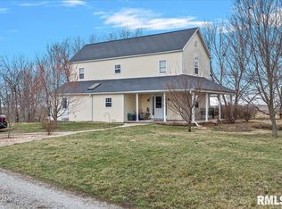 143 State Route 78, Virginia, IL 62691