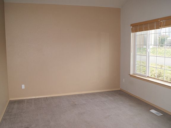 2nd image of 16670 Rainier View Dr SE