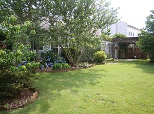 15 Brunner Ct, Greer, SC 29650