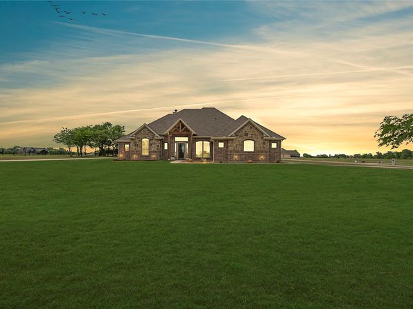 1099 Tawakoni Rd, Wills Pt, TX 75169