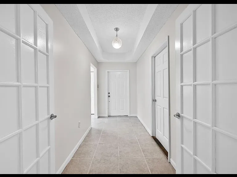 13761 N Garden Cove Cir — Photo 8