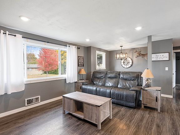 5th image of 8206 E Nora Ave