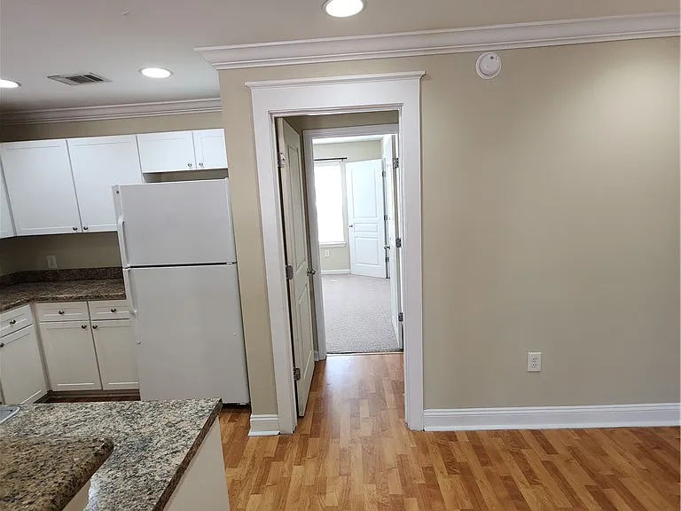 1725 Harvey Mitchell Pkwy S #633 — Photo 6