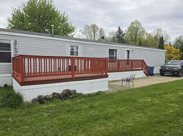 17125 Julie Dr, Davisburg, MI 48350