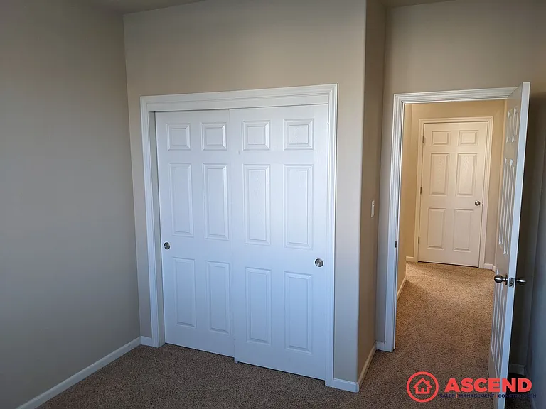 8905 Autumn Sunset Dr — Photo 14