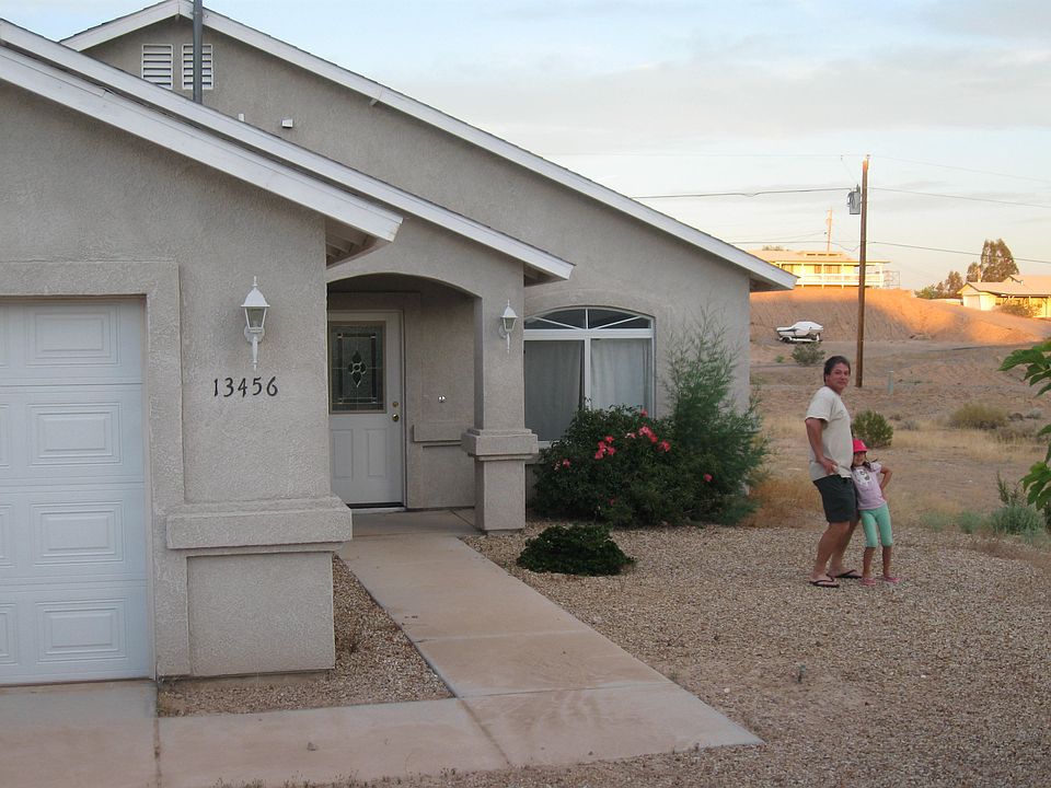 1st image of 13456 S Canyon Dr