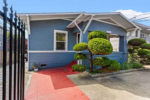 3318 Maple Ave Photo 1