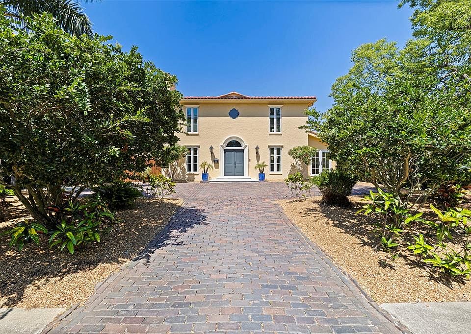 1st image of 1101 JUNGLE AVENUE N