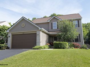 533 W Wildspring Rd, Round Lake, IL 60073