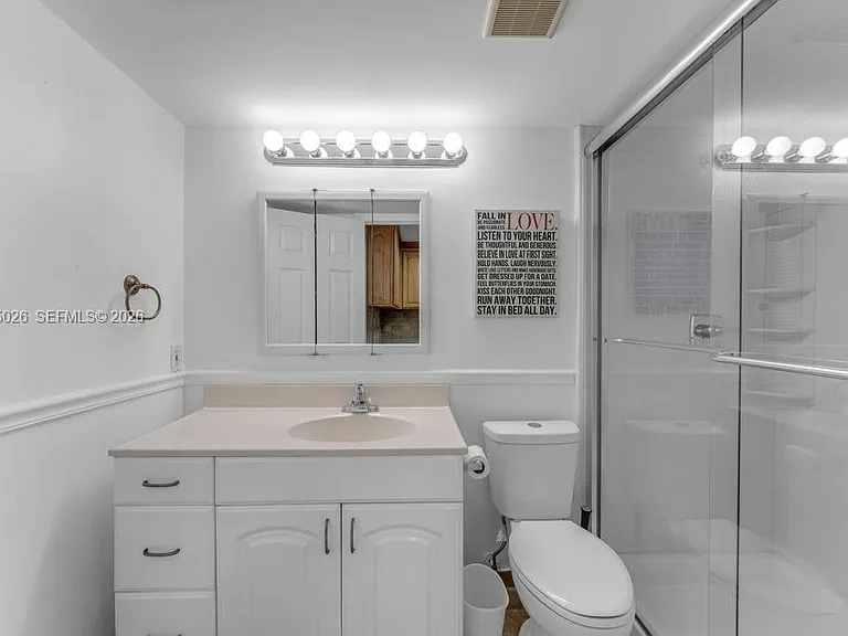 10832 N Kendall Dr #U1 — Photo 14