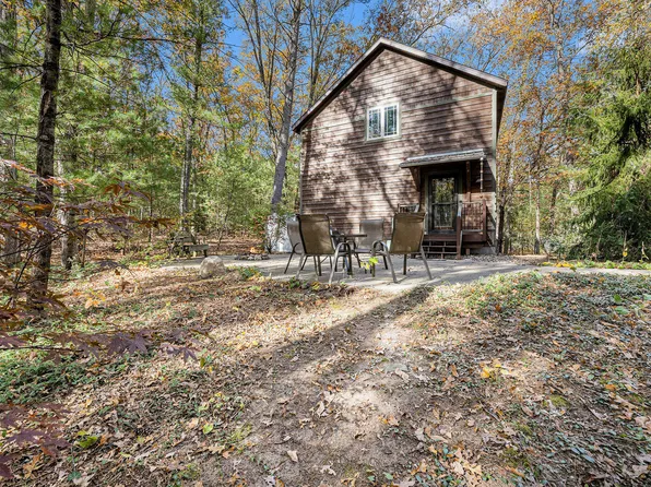 3869 Monroe Rd, Allegan, MI 49010