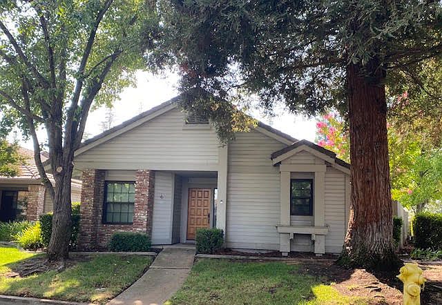 located on the corner, no backyard or right side neighbors.