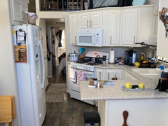 2nd image of 2869 E Nineteen Frontage Rd #116