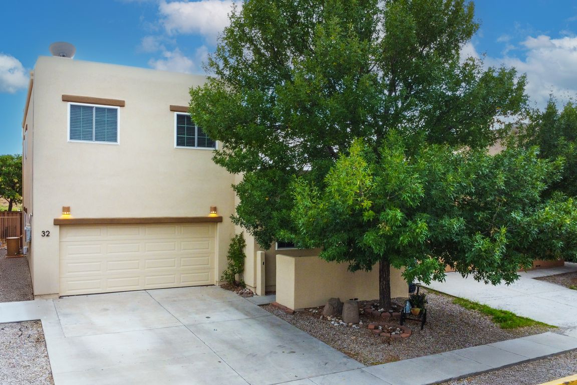 next background image