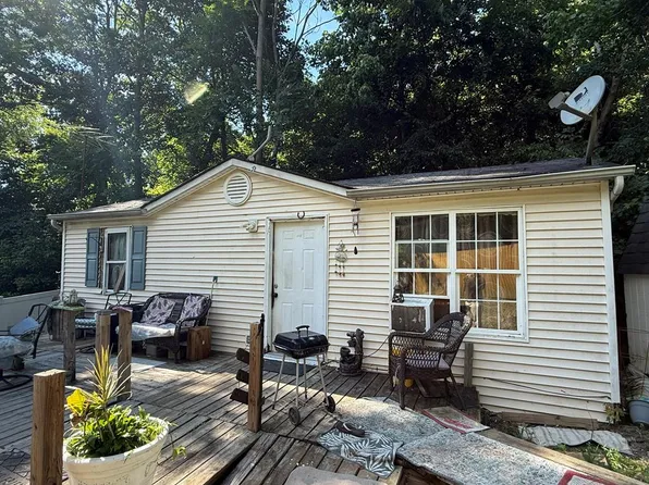 119 County Road 15, South Pt, OH 45680