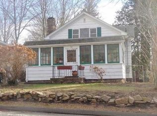 503 Shore Dr, Branford, CT 06405