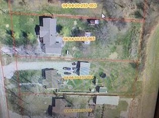 520 Lakeview Dr, Boulder, IL 62231