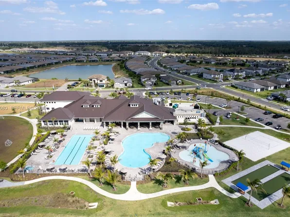 14275 Pine Lodge Ln, Fort Myers, FL 33913