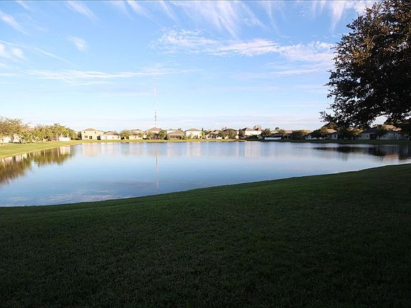 3rd image of 10160 Cypress Knee Cir