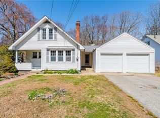 37 Old Colchester Rd, Quaker Hill, CT 06375