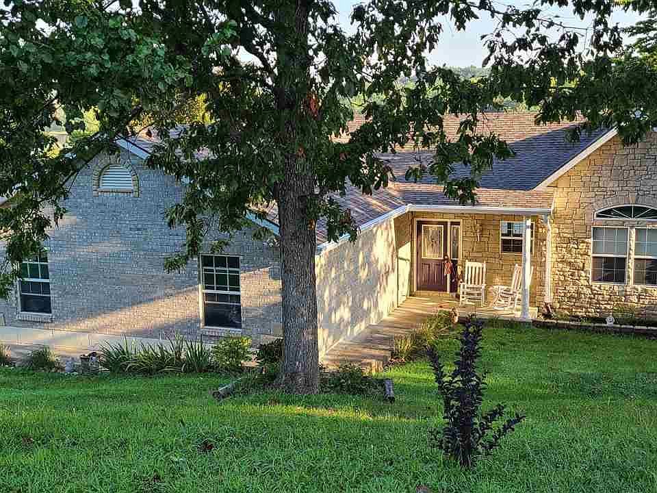 1st image of 22957 Lake Villa Dr