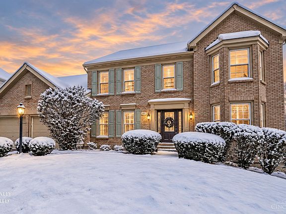 3rd image of 10934 Fallstone Dr