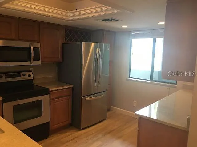 201 W Laurel St #707 — Photo 6