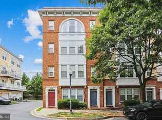 121 Bucksfield Rd #121, Gaithersburg, MD 20878