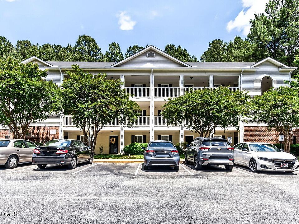 1st image of 3000 Trailwood Pines Ln Unit 103