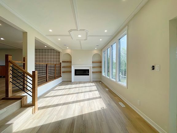 5th image of 14807 99th Ave NW