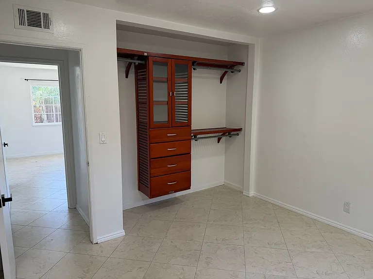 343 Sunrise St — Photo 14