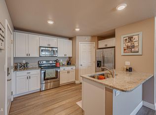 829 Canada Ave #12, Bismarck, ND 58503