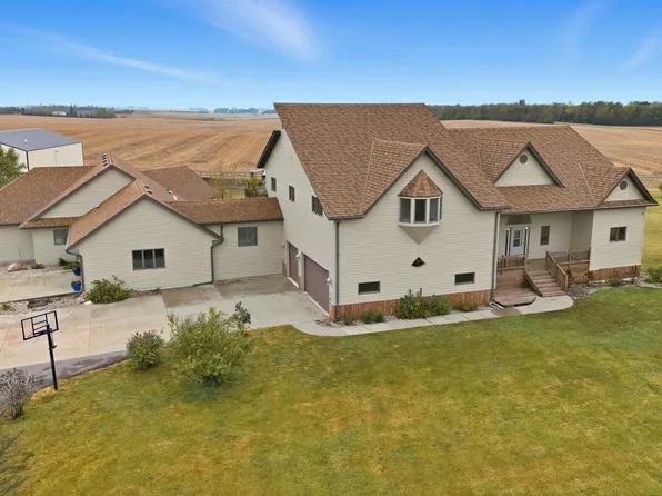 47969 252nd St, Garretson, SD 57030