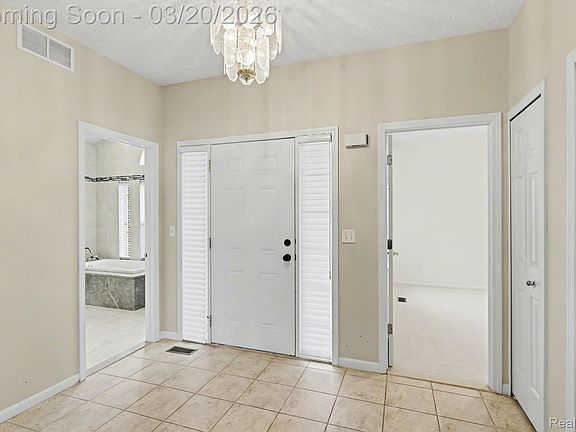 3rd image of 2853 Rubbins Rd