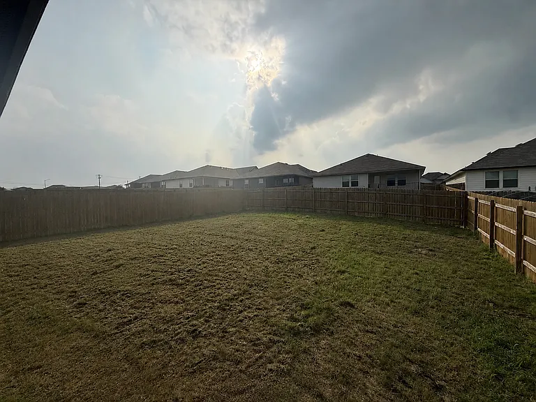 1320 Piedmont St — Photo 31