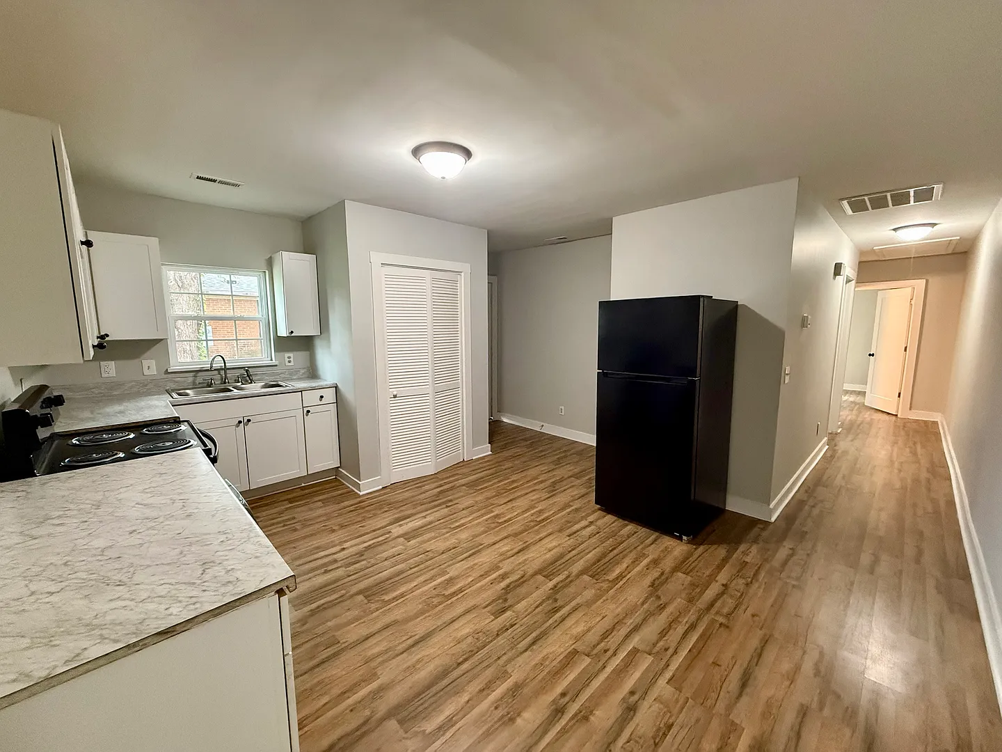 410 West Vine Street — Photo 4