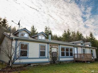 136 Twins Ln, Castle Rock, WA 98611